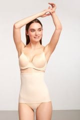 KOM Diana Külotlu Bel Korse