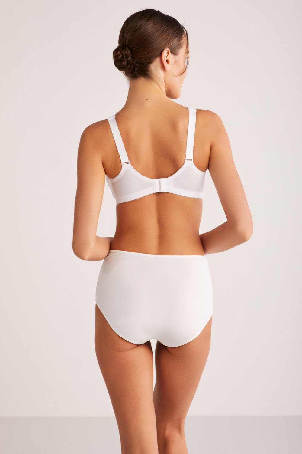 KOM Romance Toparlayıcı Dantel Sütyen 75D - Beyaz