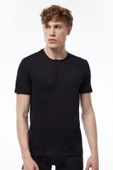 Erkek Siyah Düğmeli Yaka İnce Modal Yaz Serinliği T-Shirt 083